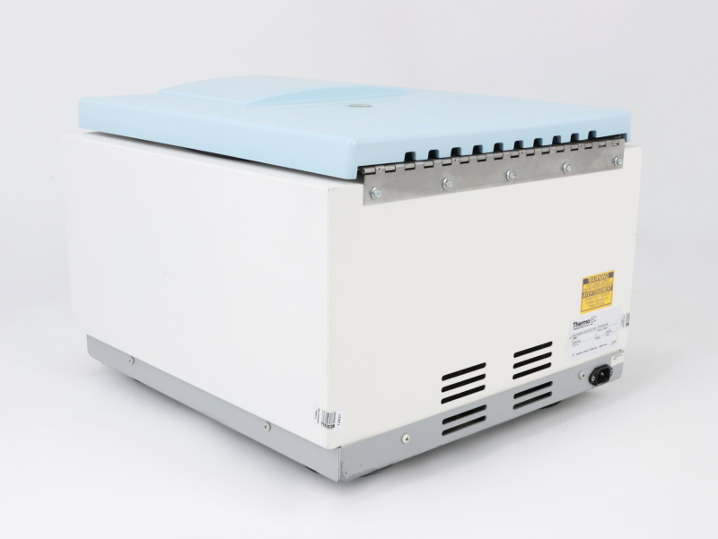 Wirówki laboratoryjne używane B/D Thermo IEC Centra CL3 W - Praiston rekondycjonowany