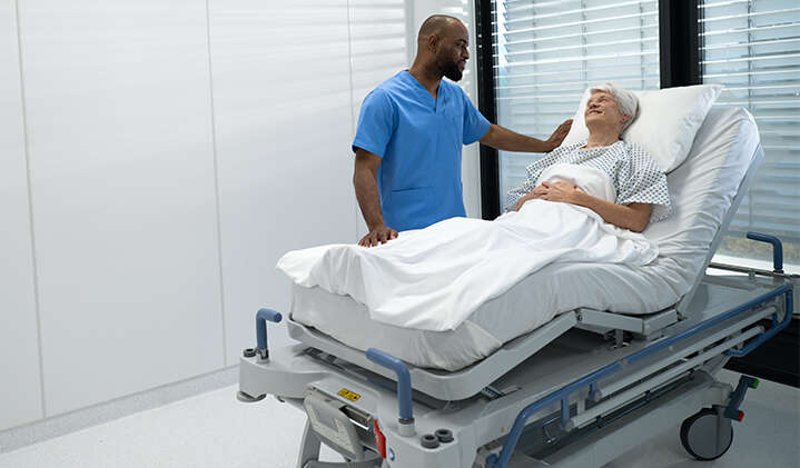 Wózki do transportu chorego w pozycji leżącej Arjo Sentego 600