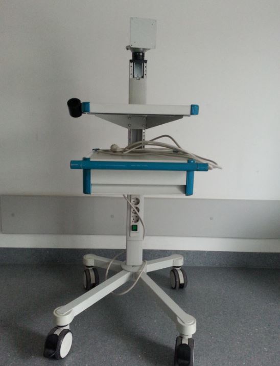 Wózki na aparaturę medyczną używane B/D MEDICUS używane