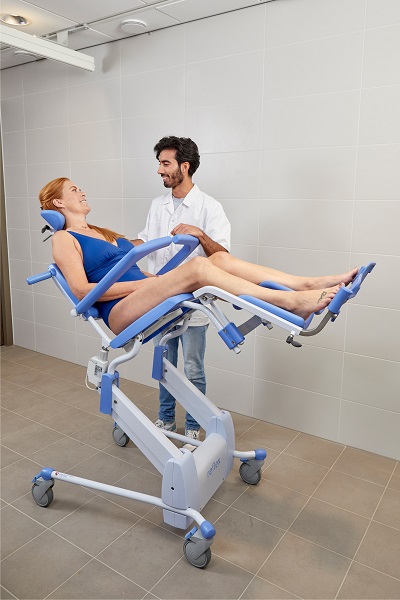 Wózki prysznicowo - sanitarne w pozycji siedzącej Lopital Reflex