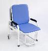 Łóżka i krzesła dla opiekunów pacjenta