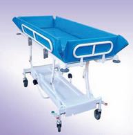 Wózki do mycia pacjentów w pozycji leżącej