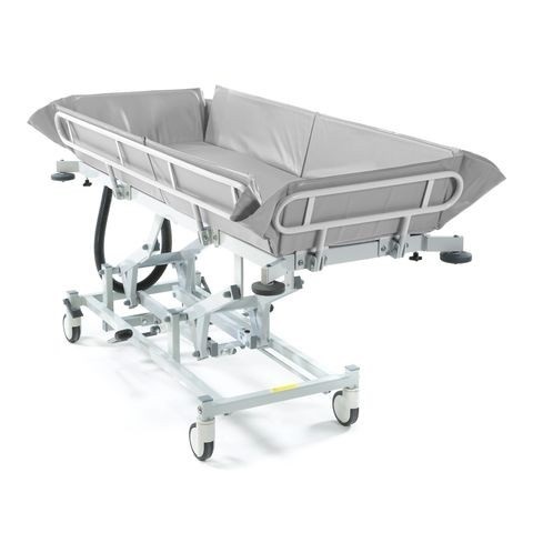Wózki do mycia pacjentów w pozycji leżącej używane