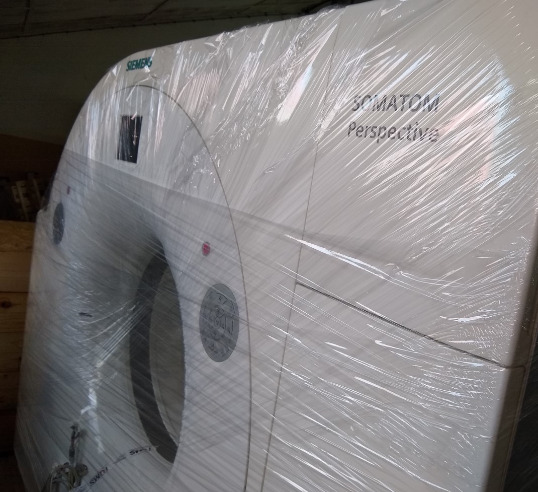 OGŁOSZENIE o sprzedaży używanego tomografu komputerowego